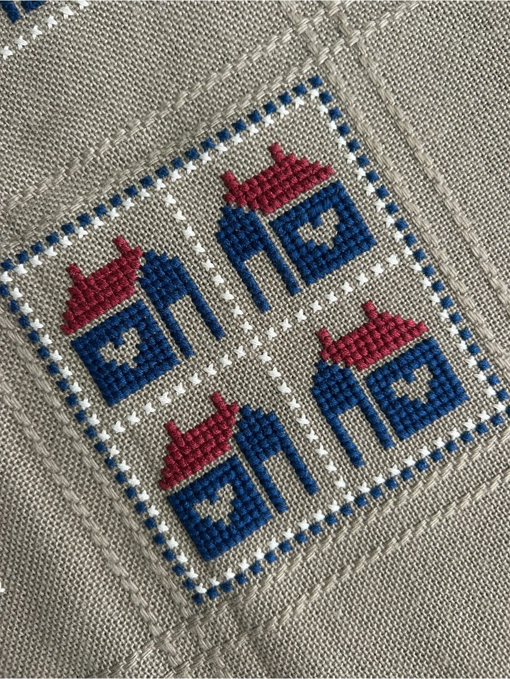 Vtg Cute Cross Stitch Embroidered Throw Blanket Country Farmhouse Cottage Tan